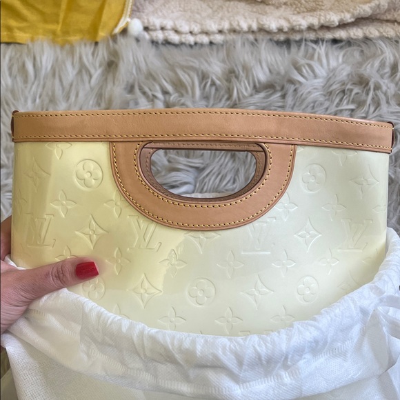 Louis Vuitton Beige and Tan Tote Bag - Picture 15 of 16